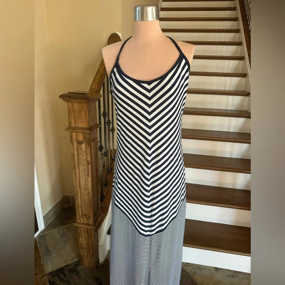 Derek Heart Navy White Striped Chevron Racerback Maxi Dress Size Large - Picture 3 of 6